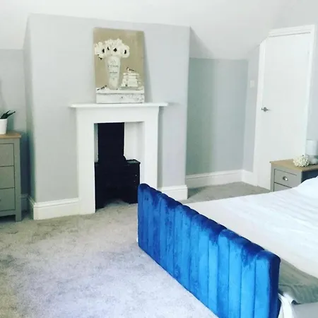 Clifton Period Spacious Townhouse - Simply Check In * Bristol
